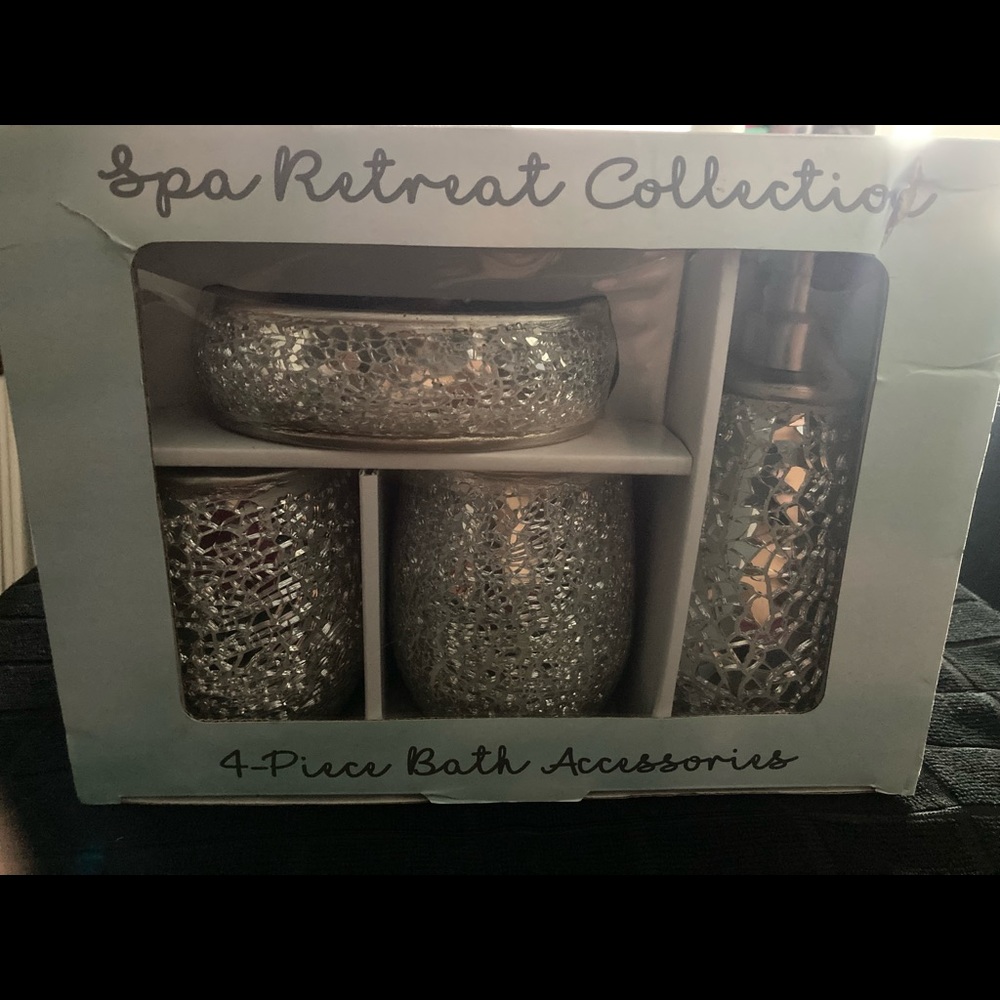 4 Piece bath Accessories